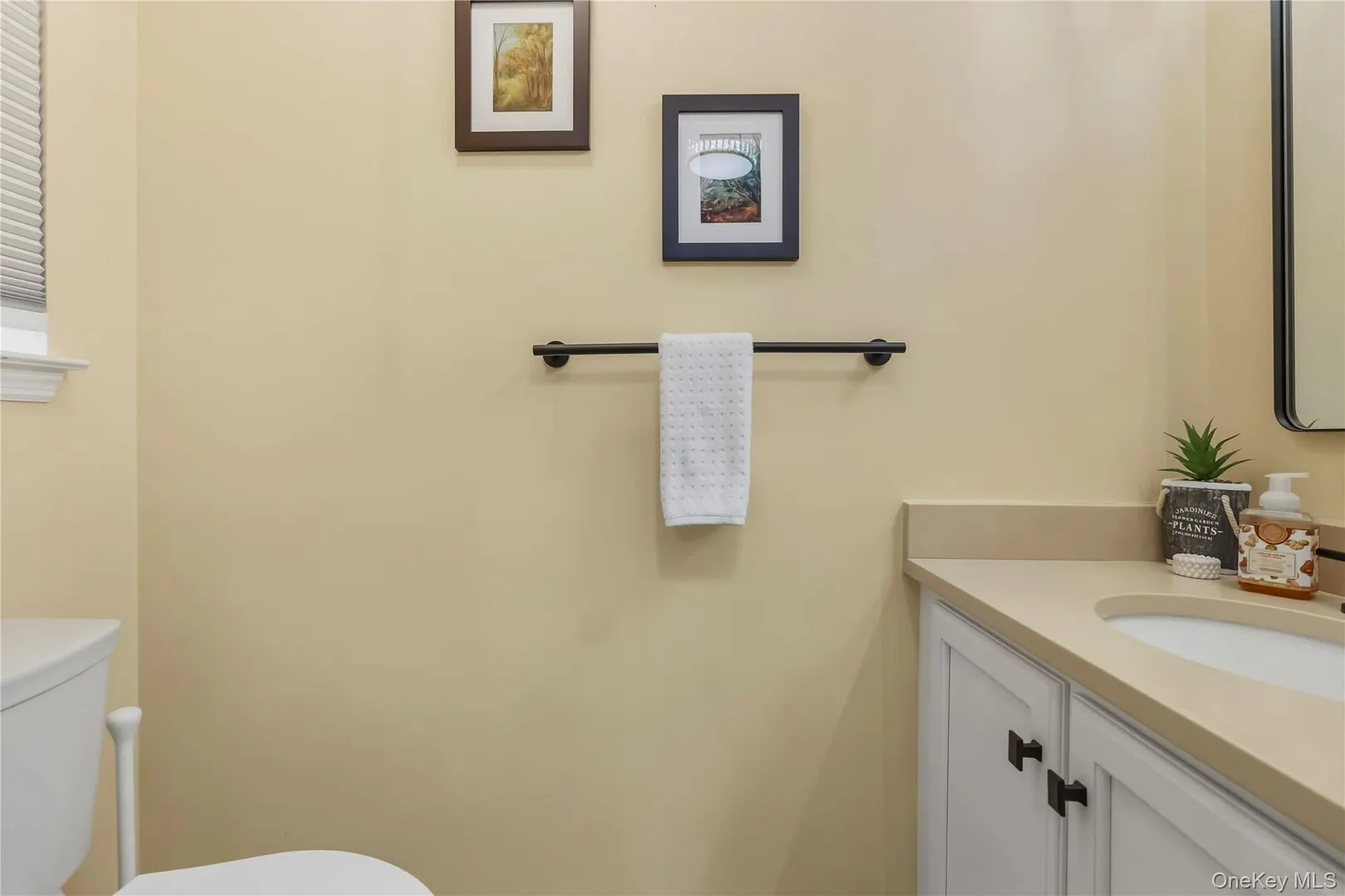 1404 Scarborough Drive Photo 13