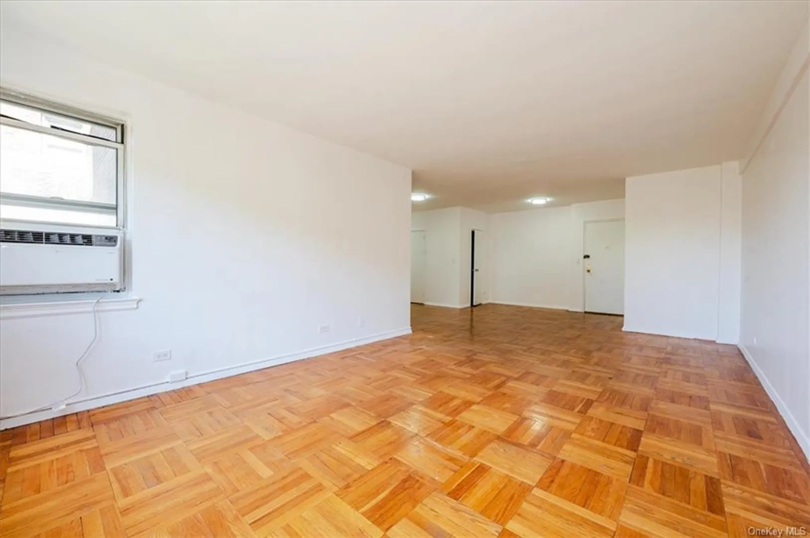 3850 Hudson Manor Terrace  #3AW Photo 6