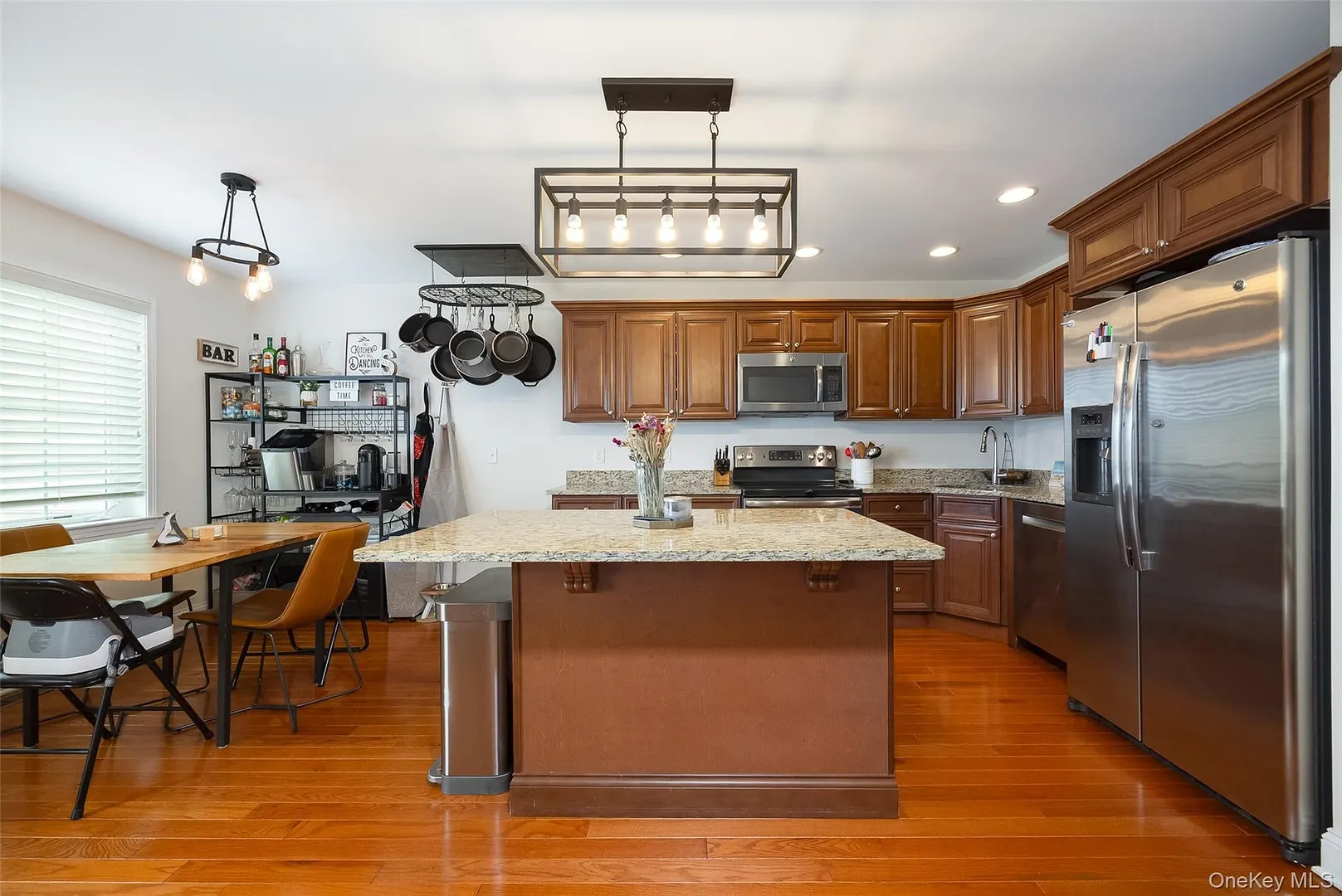 320 Hudson View Terrace Photo 4