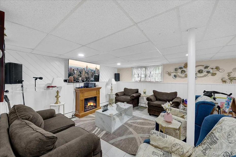 5 Rowell Lane Photo 14