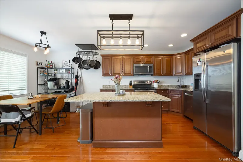 320 Hudson View Terrace Photo 4