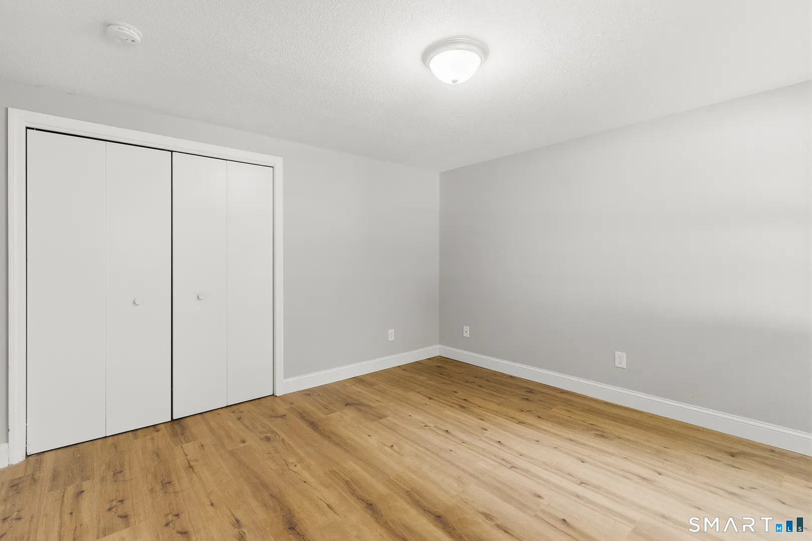 436 Tiffany Lane Photo 28