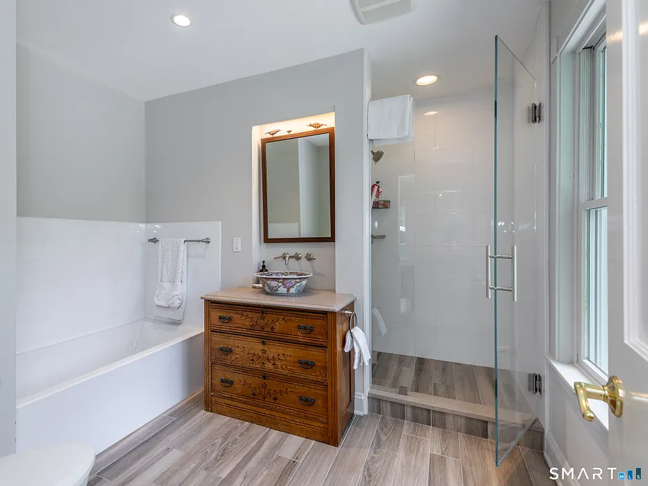 8 Sunrise Lane Photo 27