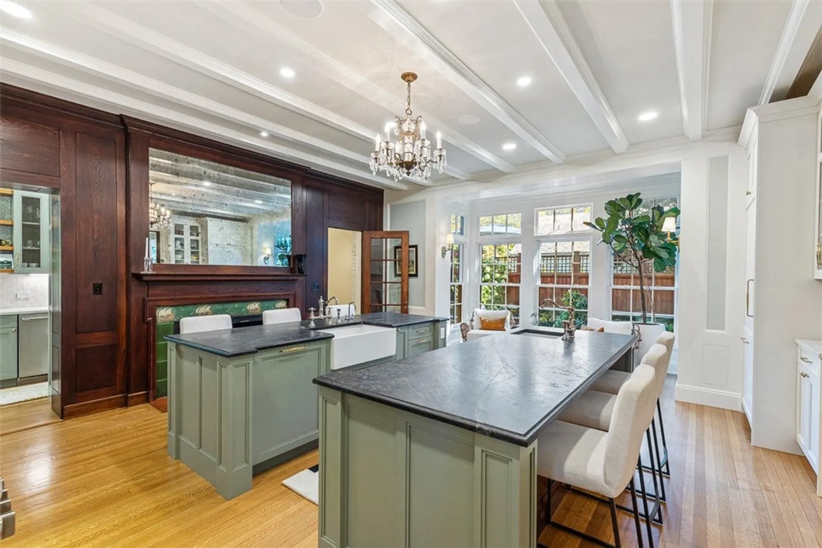 79 Clarendon Avenue Photo 10