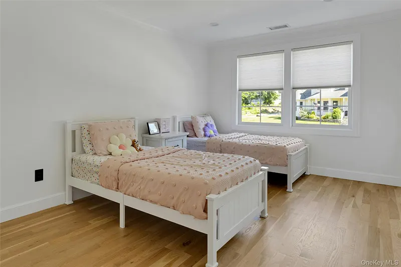 20 Sophia Lane Photo 25