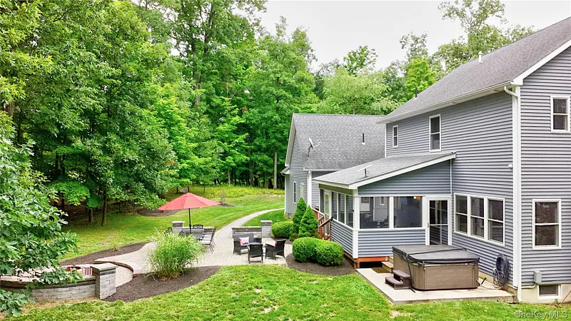 28 Hickory Lane Photo 46