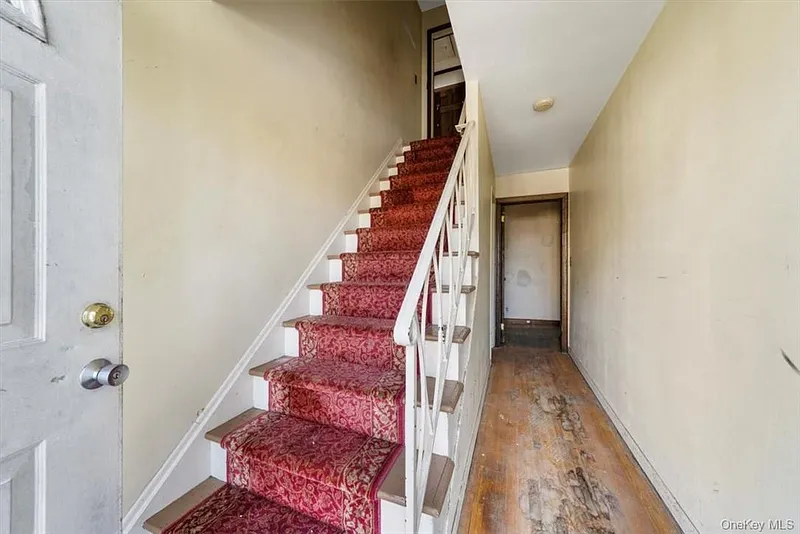 150 Park Hill Avenue Photo 3