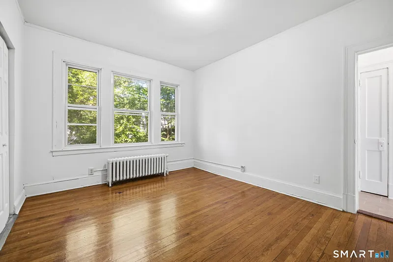 115 Baltimore Street  #2 Photo 8