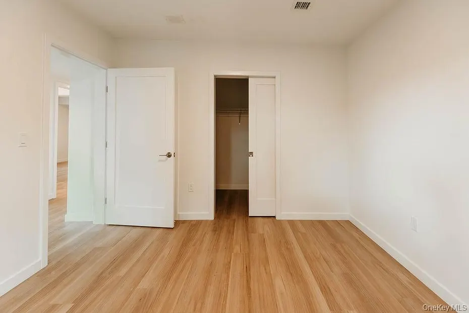 10 A Cooper Street Photo 35