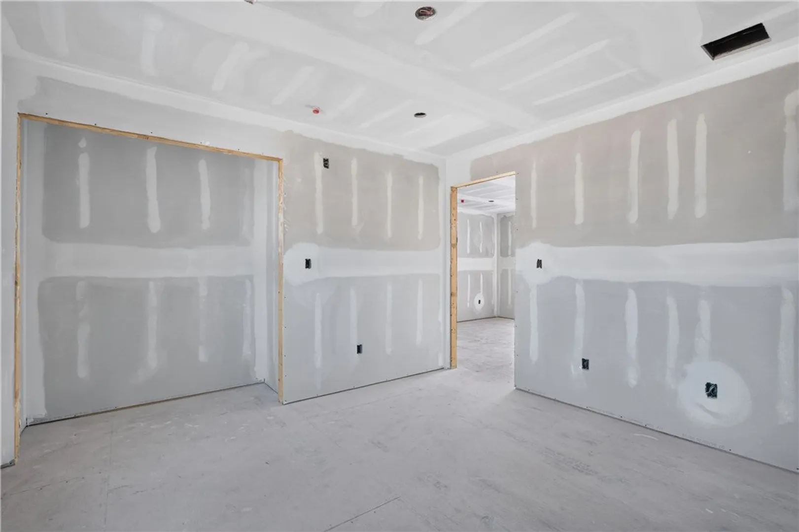 141 Ocean Street Photo 9