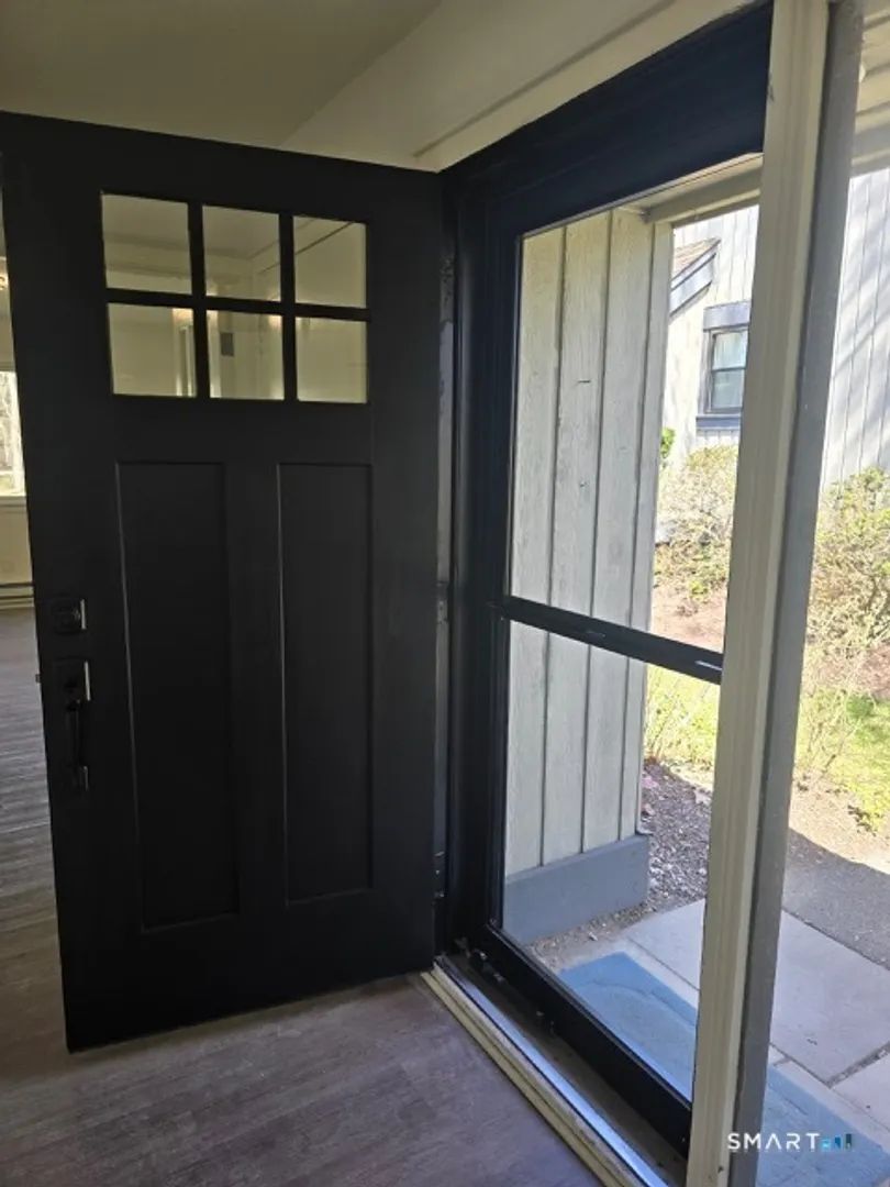 930 Heritage Village  #B Photo 2