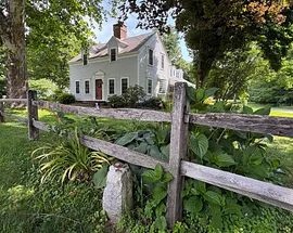 11 Green River Road