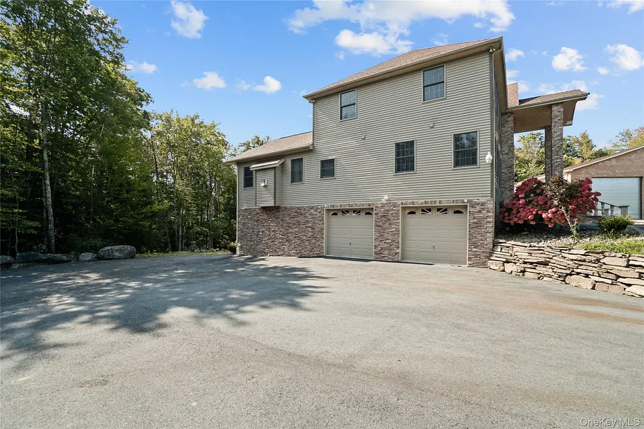 210 Grey Road Photo 44
