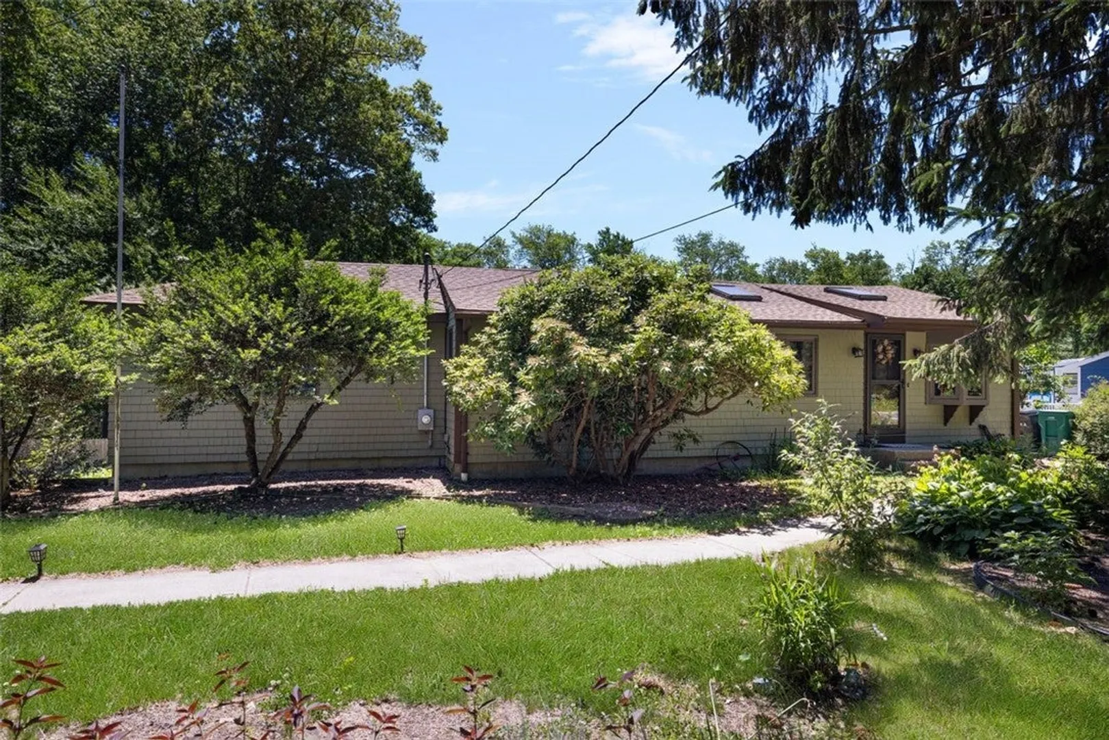 456 Rockland Road Photo 1