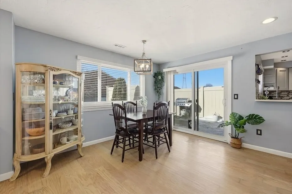 49 Elderwood Dr #49 Photo 17