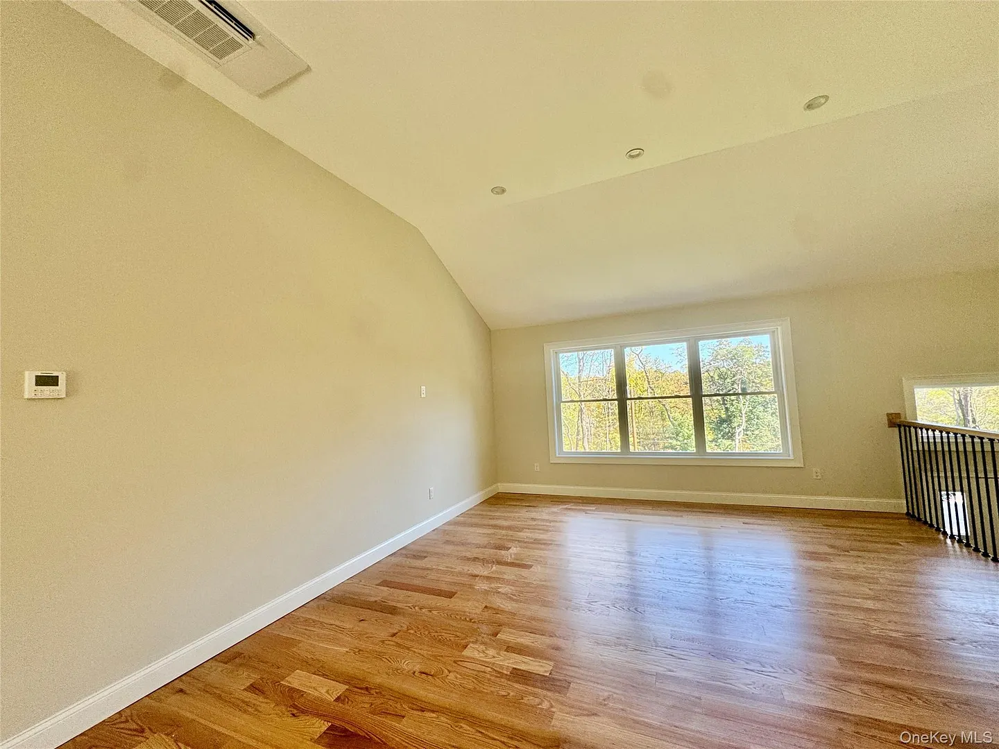 4 Webster Place Photo 7