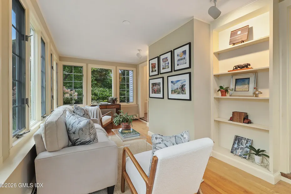 39 Stanwich Road Photo 6
