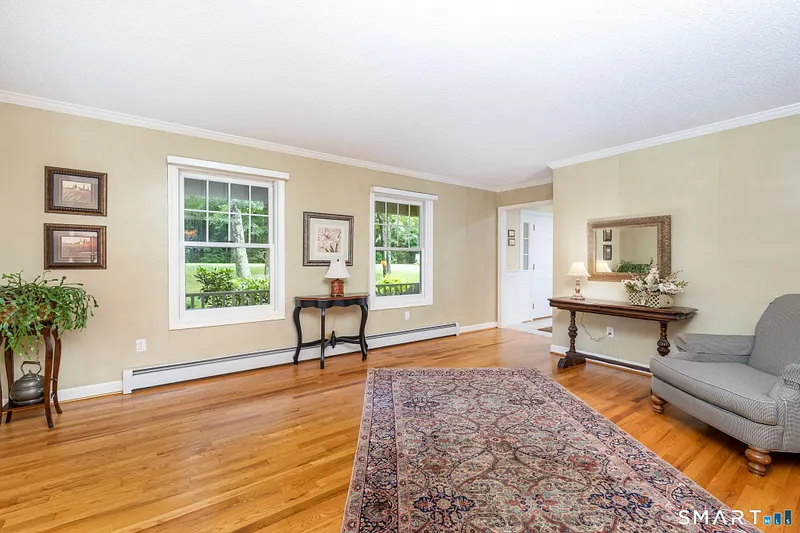 31 Knollwood Drive Photo 8