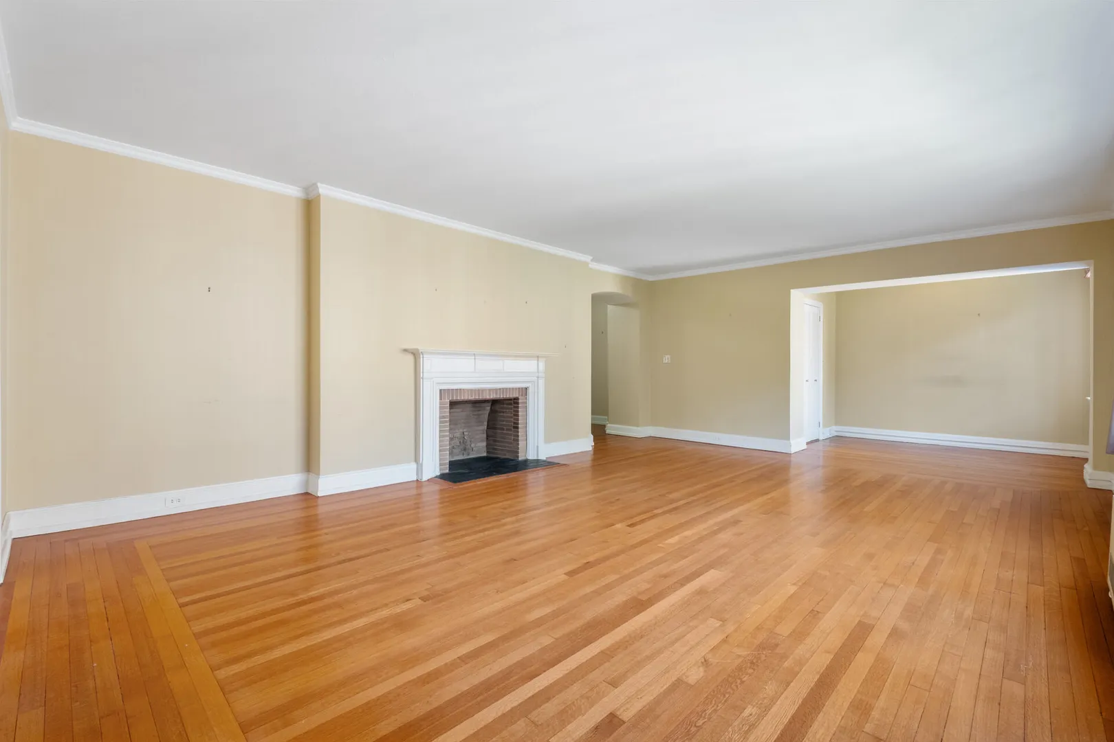 100 Ardsley Avenue W  #4H Photo 9