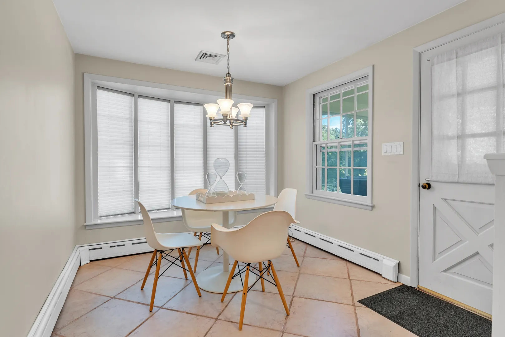 1085 Dunbar Hill Road Photo 12