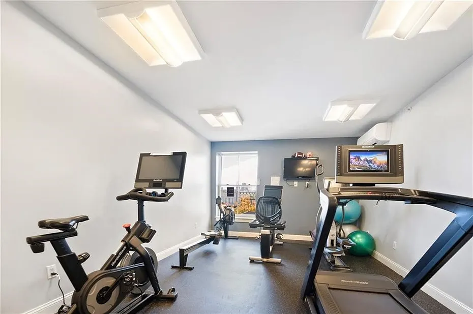 333 Atwells Avenue  #206 Photo 22