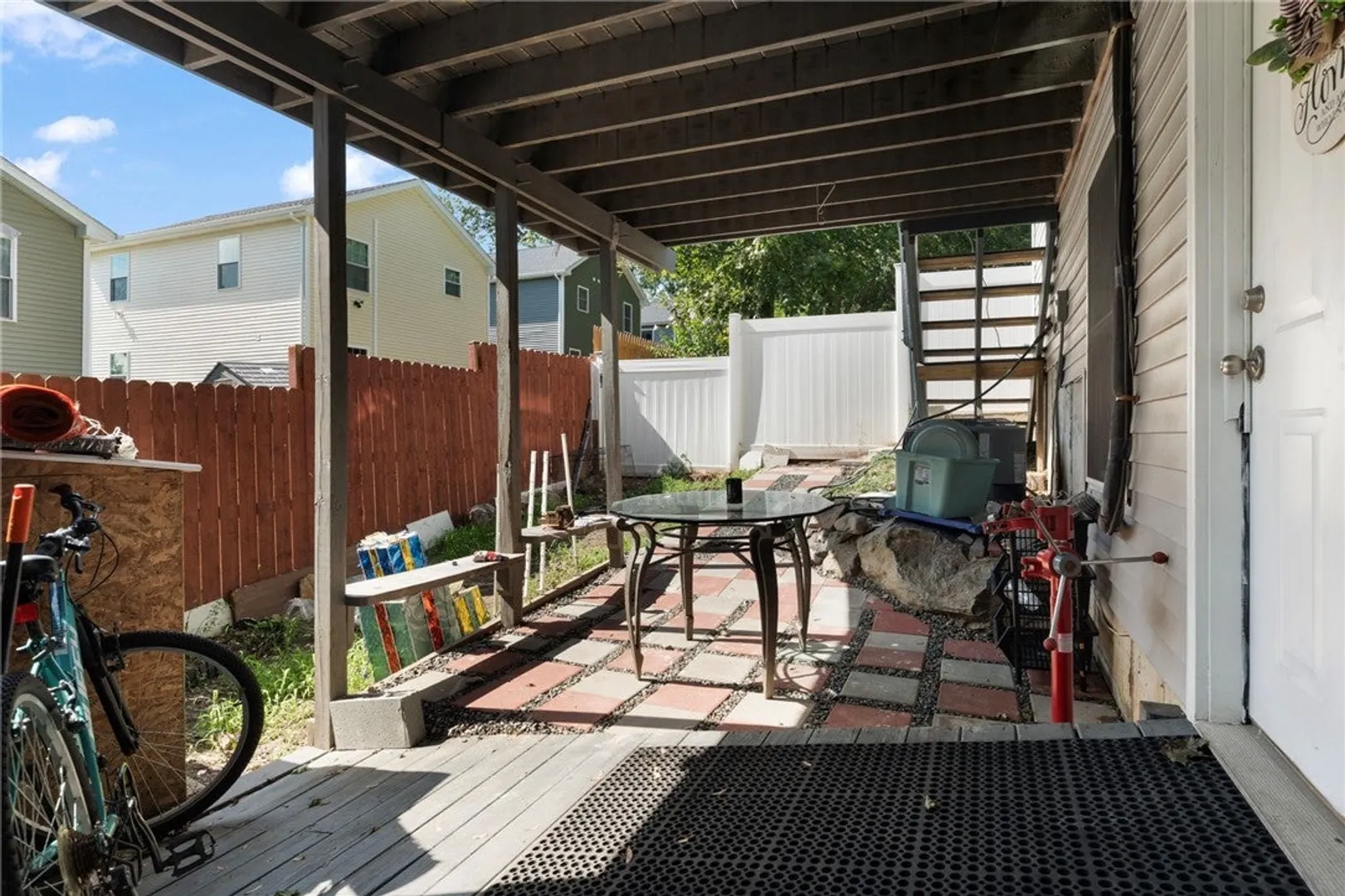 90 Rowley Street Photo 19