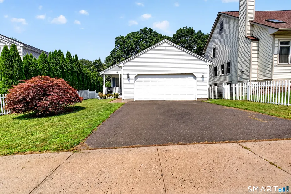 37 Adam Drive Photo 31