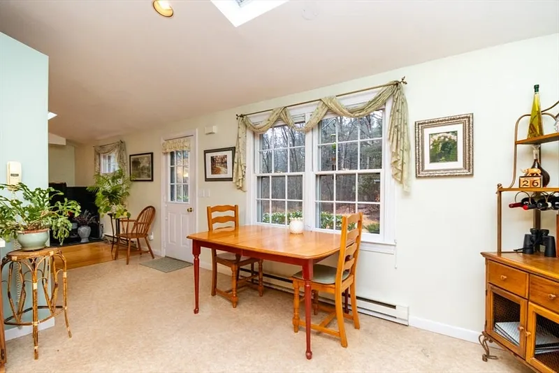 20 Eleanor Rd Photo 15