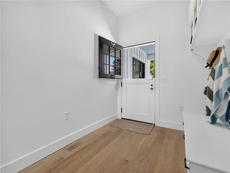 34 Lanphere Road Photo 27