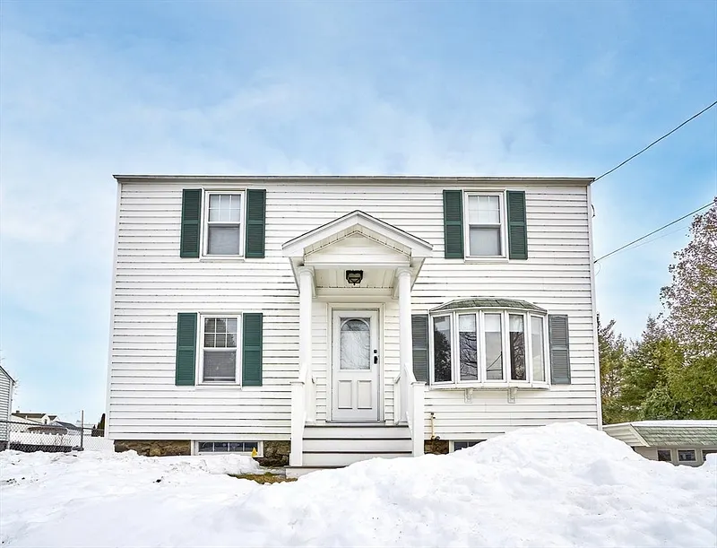 28 Birch Ave Photo 4