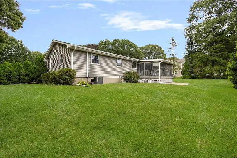 68 Birchwood Drive Photo 5
