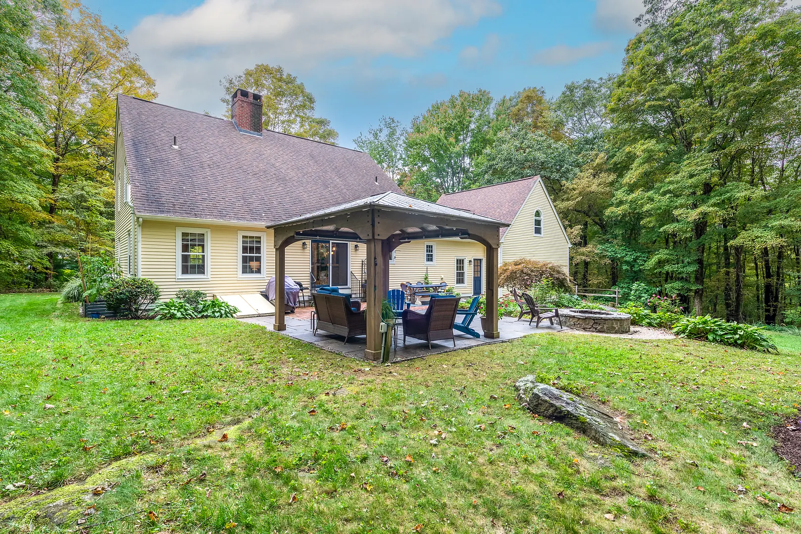 15 Hickory Hill Drive Photo 37