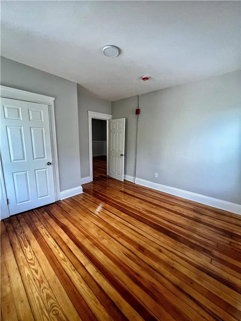 237 Cowden Street Photo 25