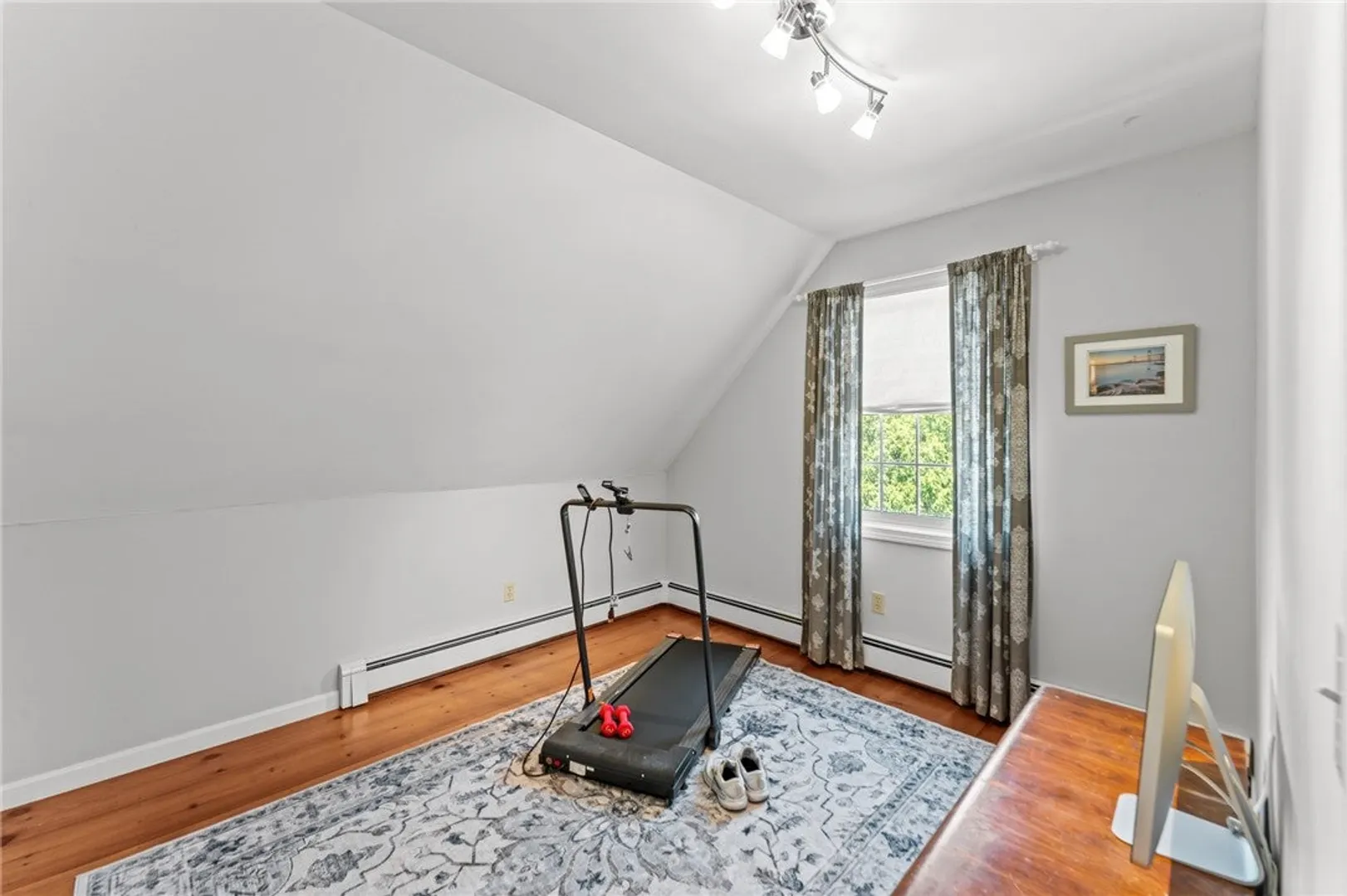 14 Wolcott Avenue Photo 29