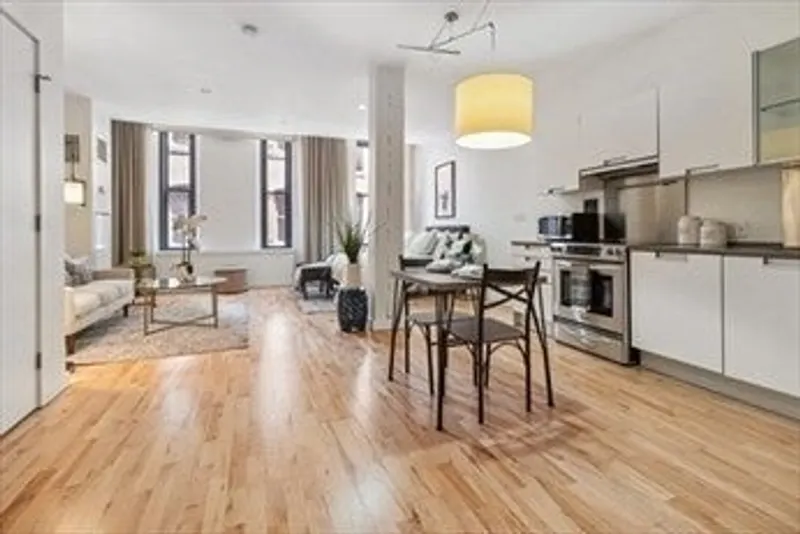 346 Congress Street #410 Photo 1