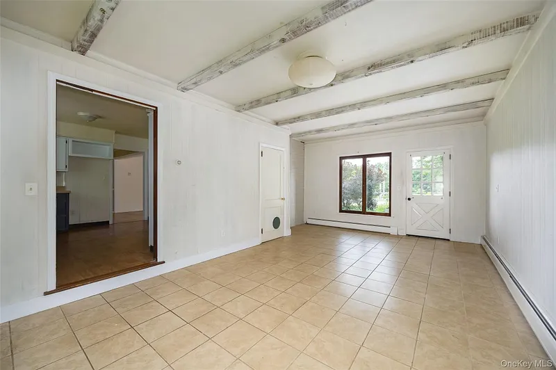 166 Vassar Road Photo 15