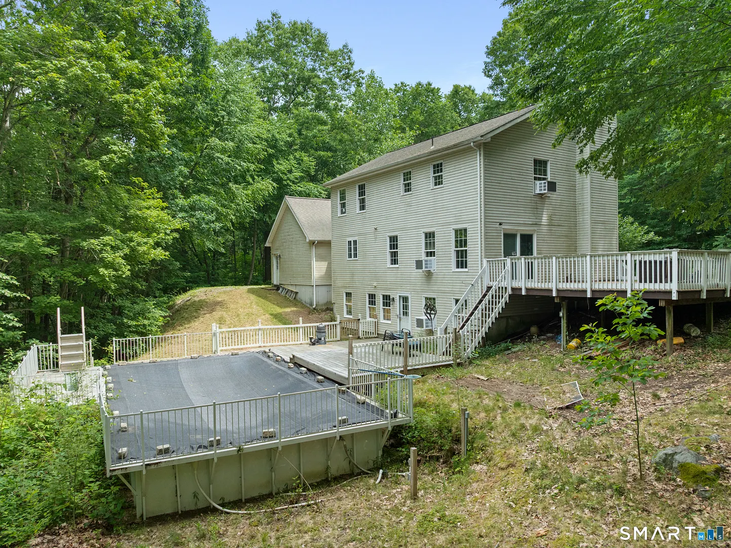 436 Tiffany Lane Photo 36