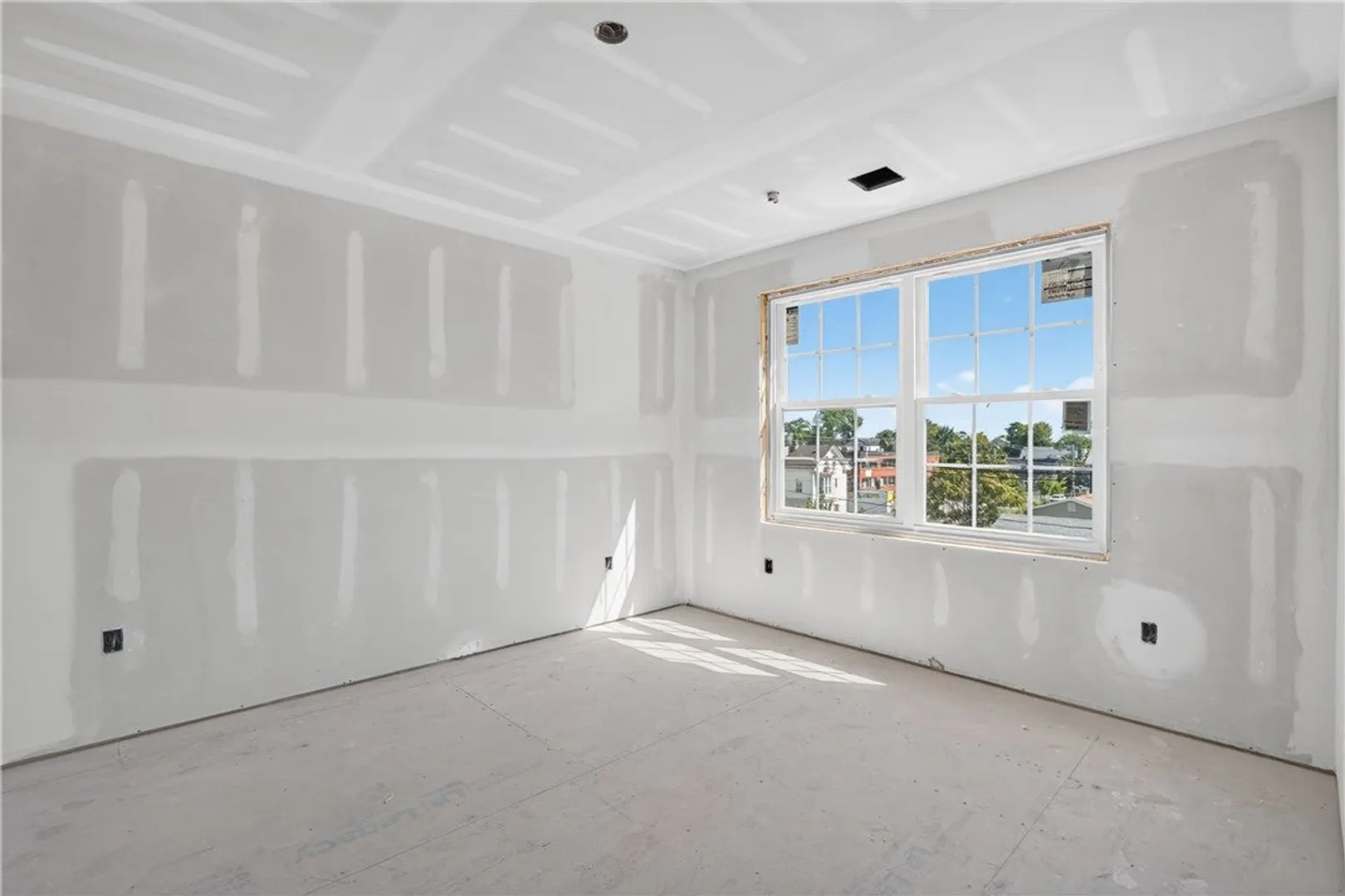 141 Ocean Street Photo 6