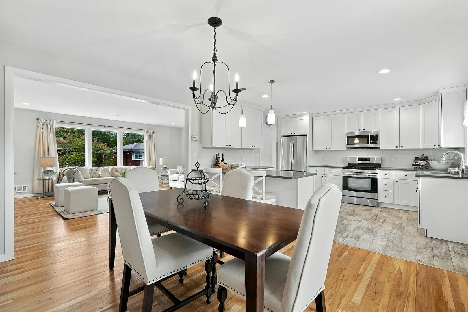 7 Frost Lane Photo 10