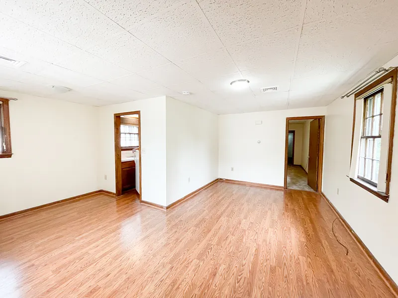 150 South Cherry Street Photo 4