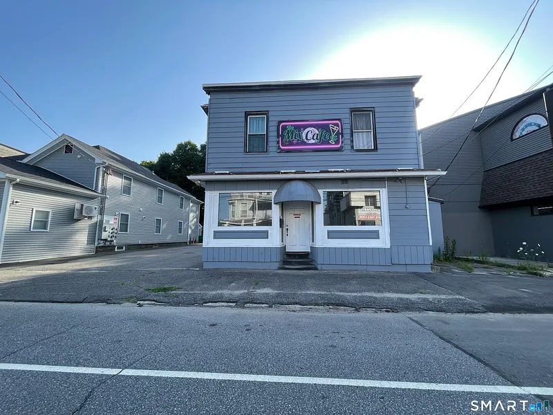 649 Watertown Avenue Photo 1