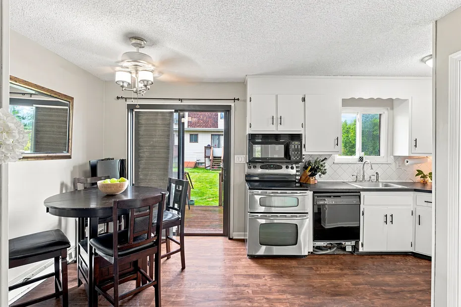 820 Matthews Street  #4 Photo 5