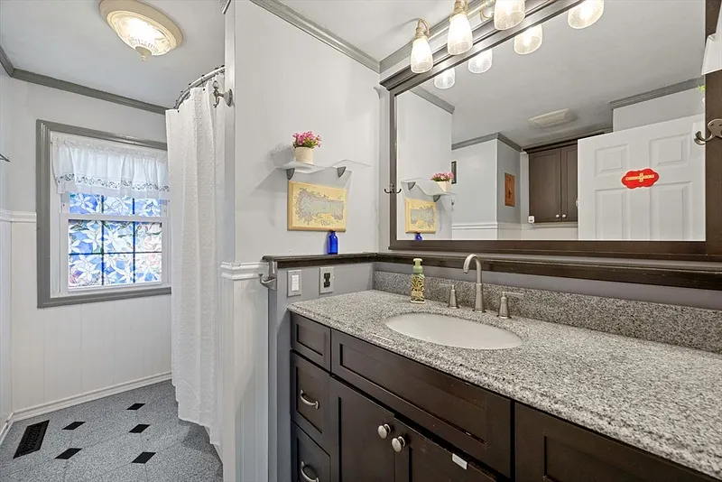 68 Parenteau Dr Photo 24