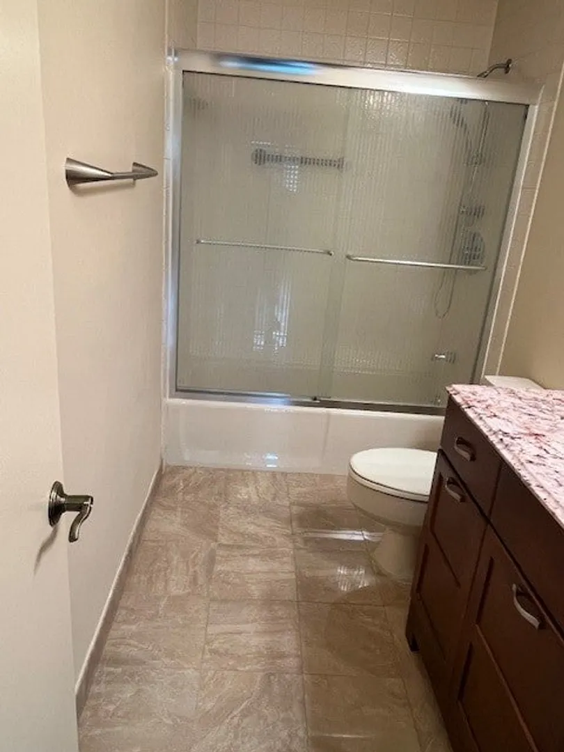 175 Hoffman Avenue  #410 Photo 9