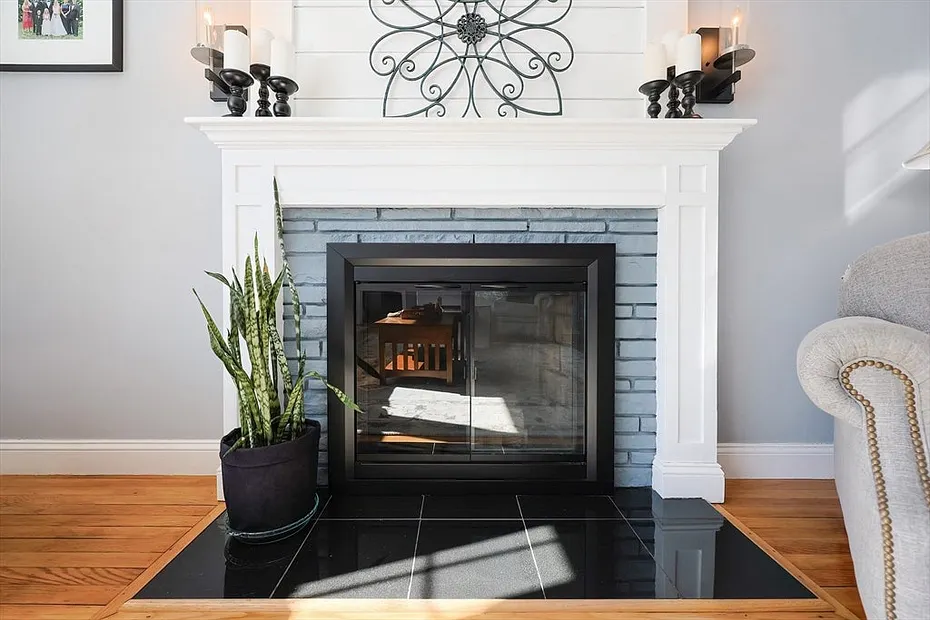 5 Clinton Ave Photo 10