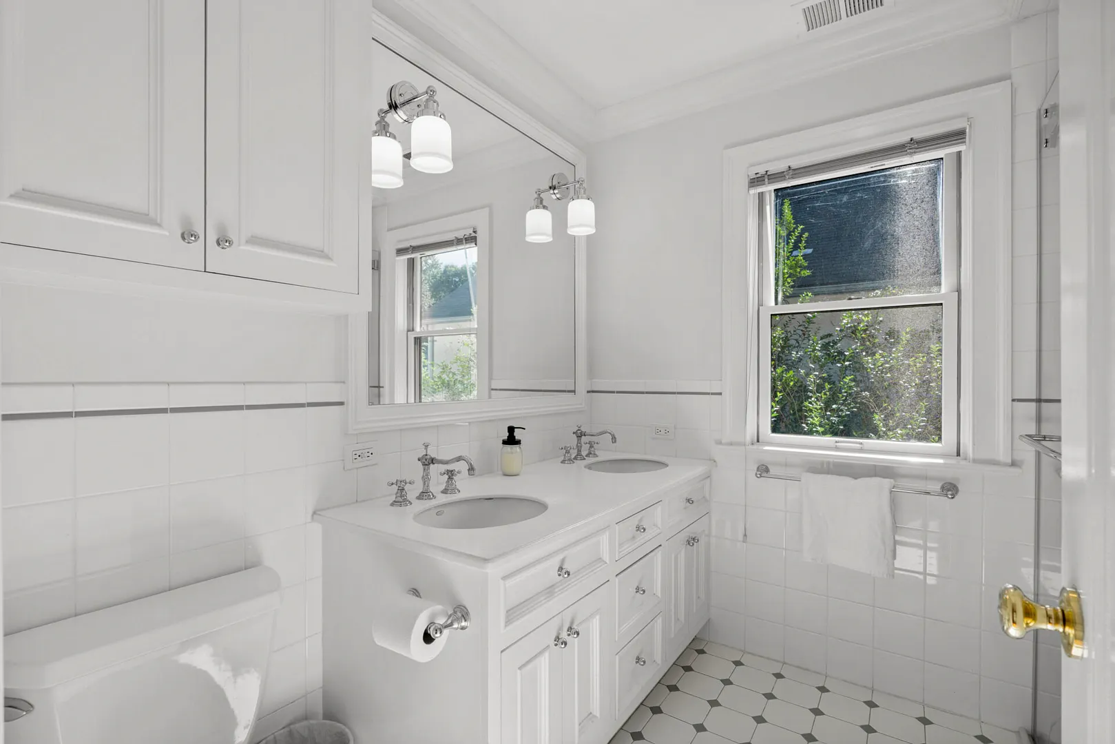 7 Poplar Road Photo 26