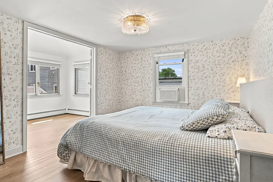 144 Shore Road Photo 18