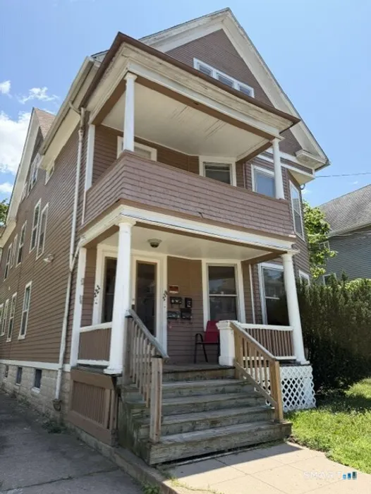 119 Hobart Street  #2nd floor Photo 1