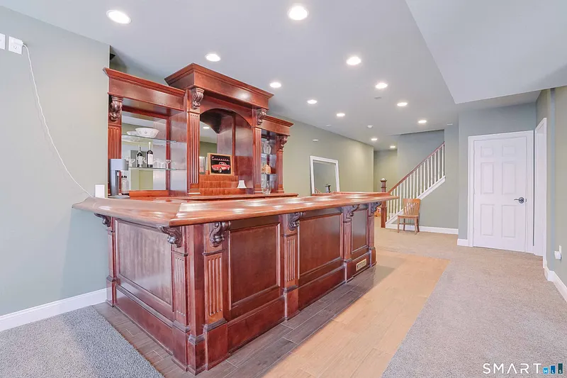 380 Southbury Road Photo 25