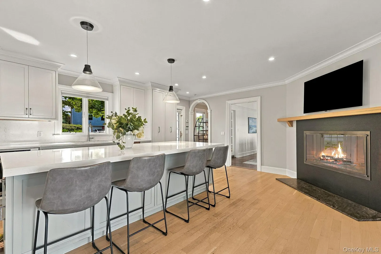 522 The Parkway Photo 16